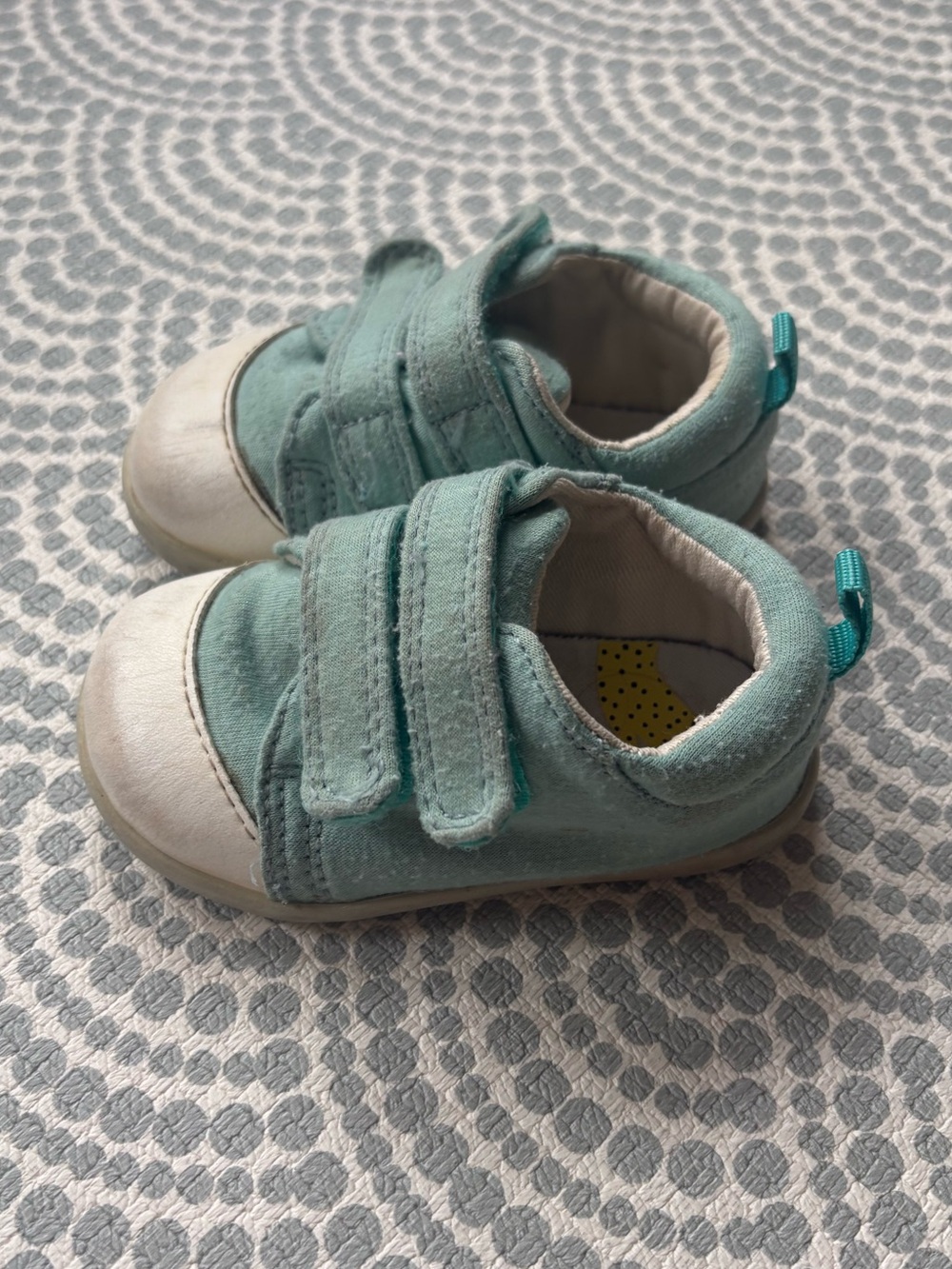 Ten Little First Walkers (Old size 5.5, new size 5)